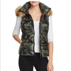 AQUA Camo Puffer Vest